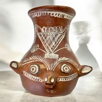 Ancien vase zoomorphe en terre cuite style culture Maya