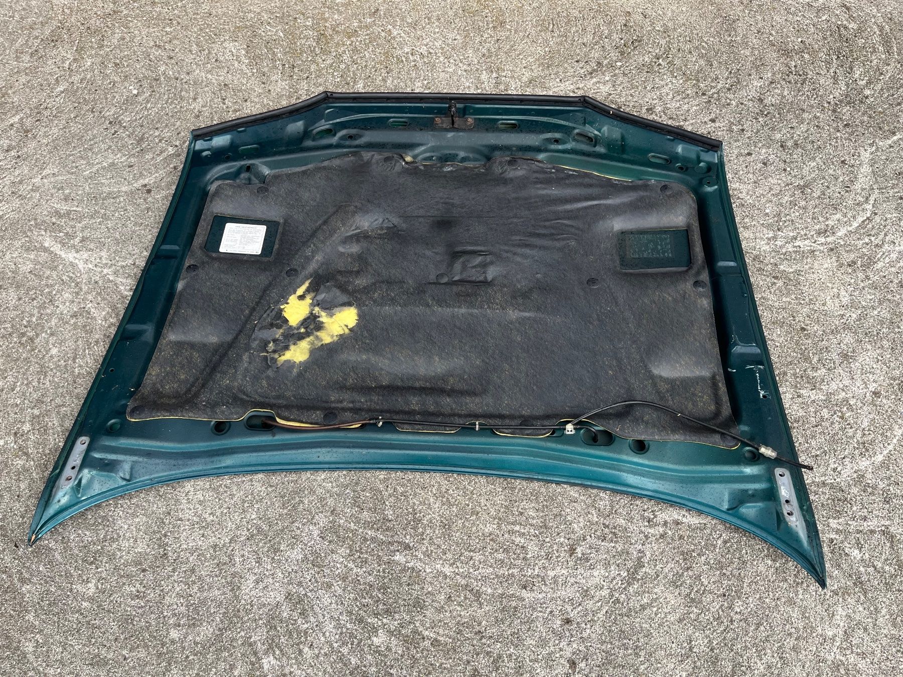 Subaru Tutti pezzi di ricambio auto: Motorhaube Subaru Legacy – Usato da Dällikon venduto da CH-Schrauber 1