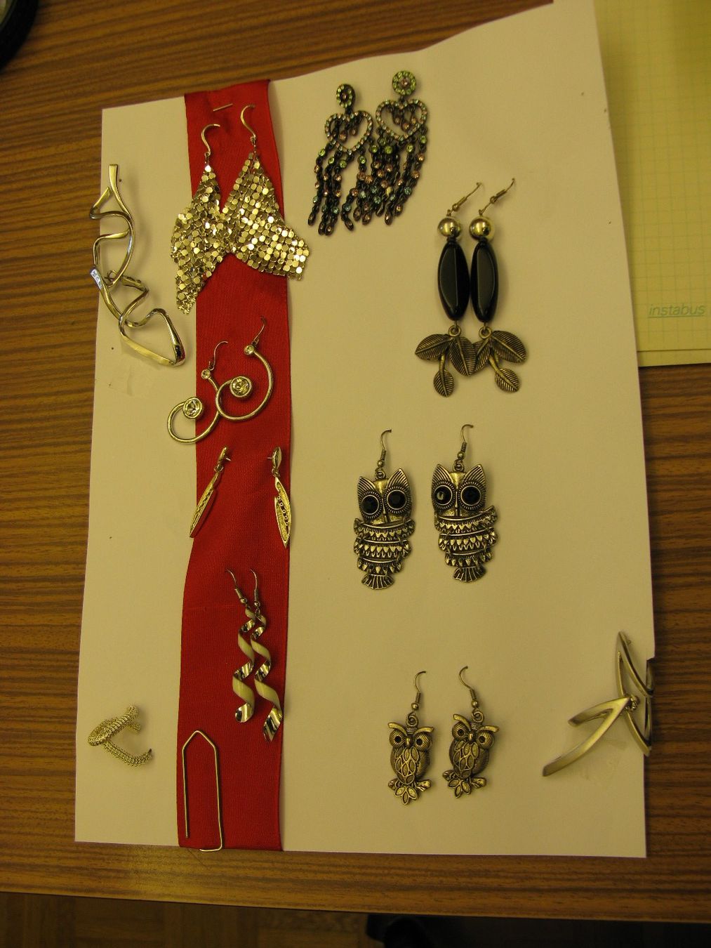 Ohrringe & -stecker: Ohrhänger zum Teil Modeschmuck – Gebraucht aus Grenchen von eule43