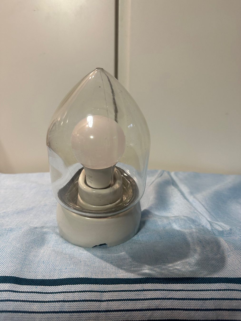 Lampen: lampada obliqua con vetro – Gebraucht aus Sagno von ang_fs6n 2