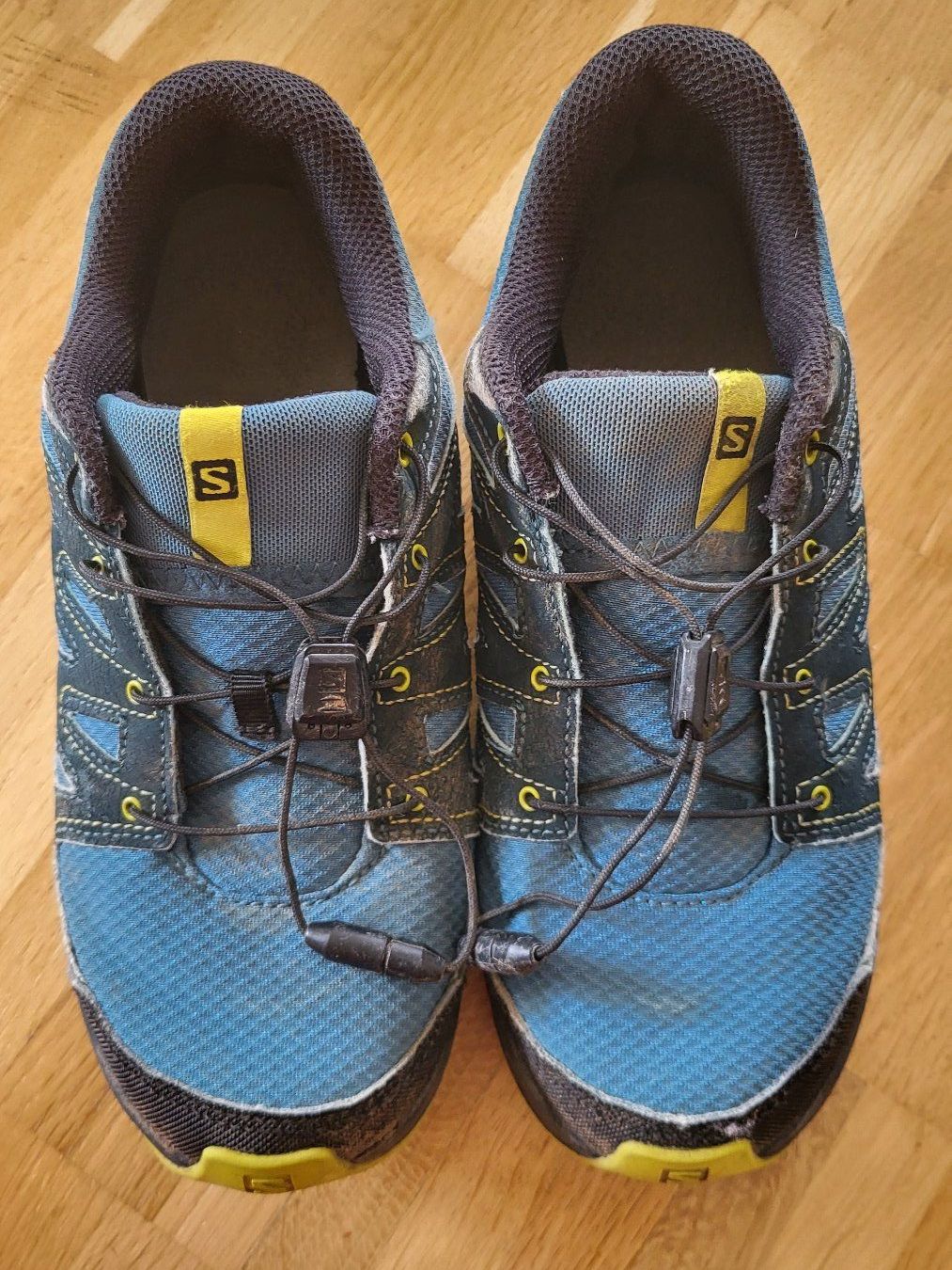 Salomon Scarpe per ragazzi: Salomon Trekkingschuhe / Wanderschuhe Gr. 35 – Usato da Ipsach venduto da kgr_x77q