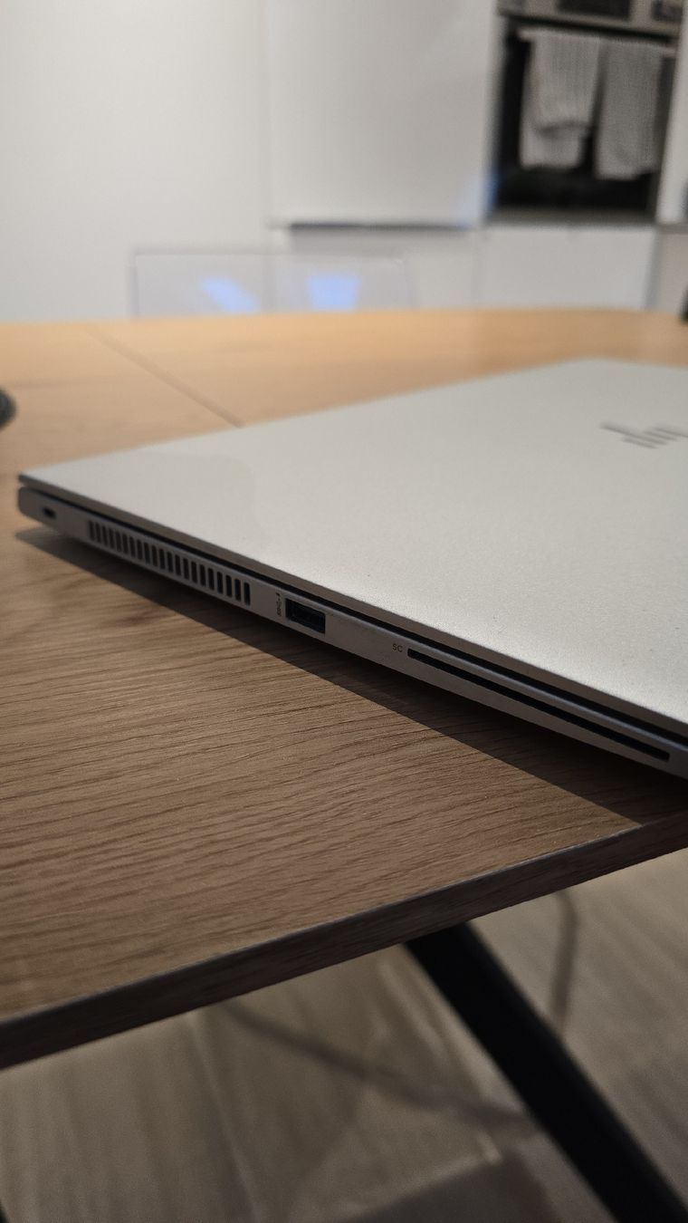 Hewlett Packard Notebook: HP Elitebook 850 G5  – Usato da Emmenbrücke venduto da hoa_sw7m 4