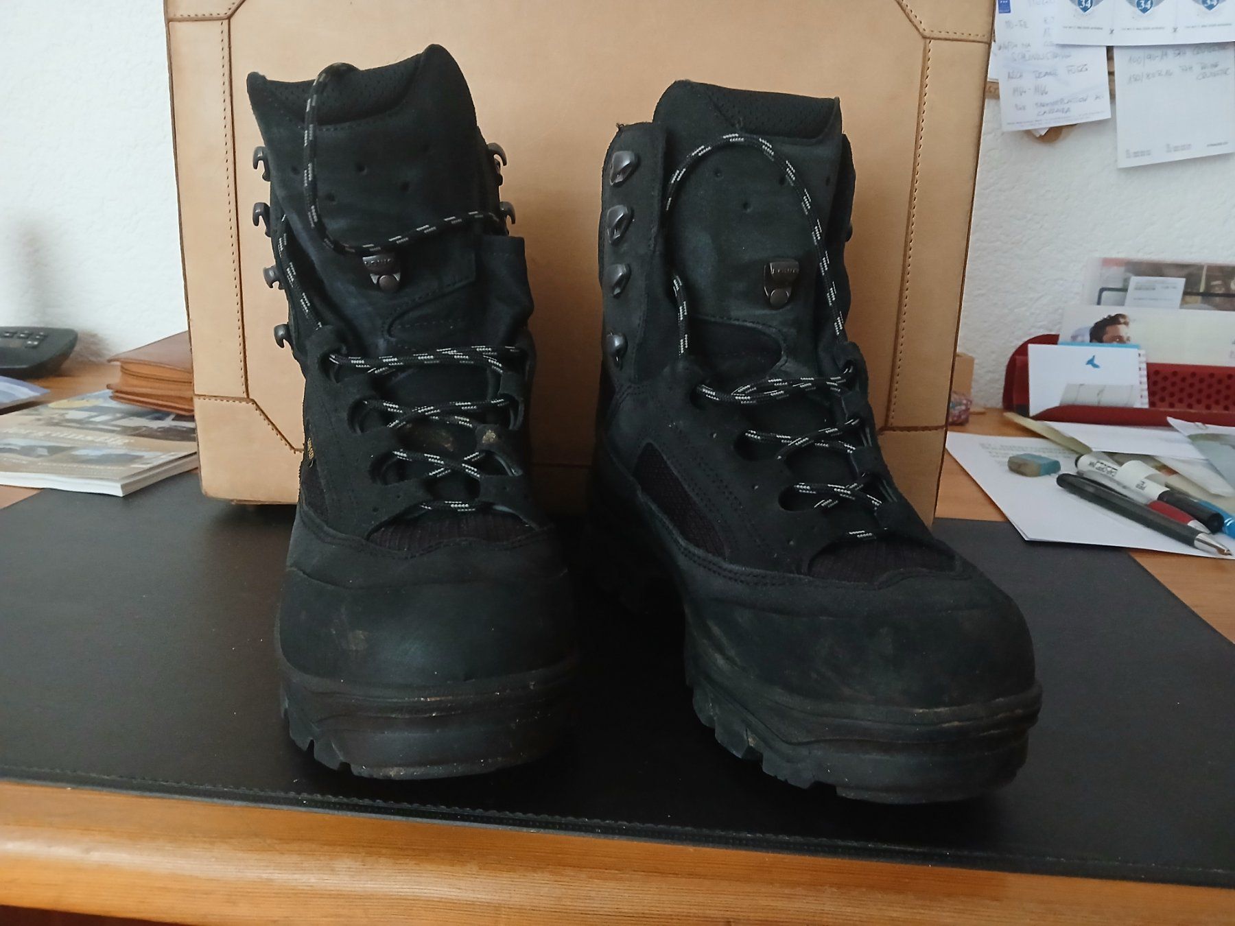 Lowa Chaussures femmes: Lowa Winterwanderschuh – D'occasion à Ormalingen par ormabey