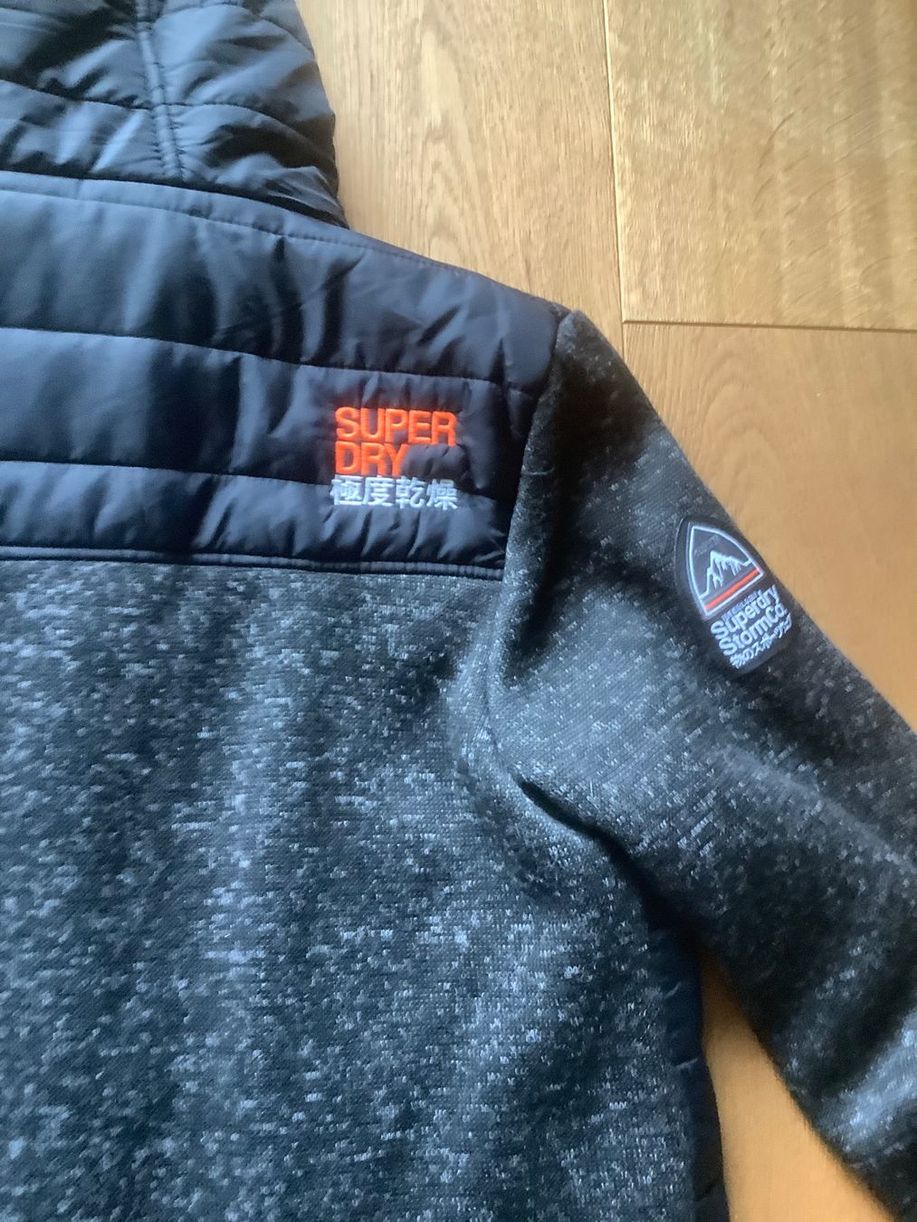 Superdry Giacche: Superdry Hybridjacke Men Gr.L – Usato da Hochdorf venduto da Biero70 2