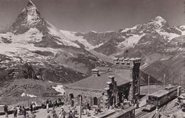 Zermatt Station Gornergrat mit Bahn