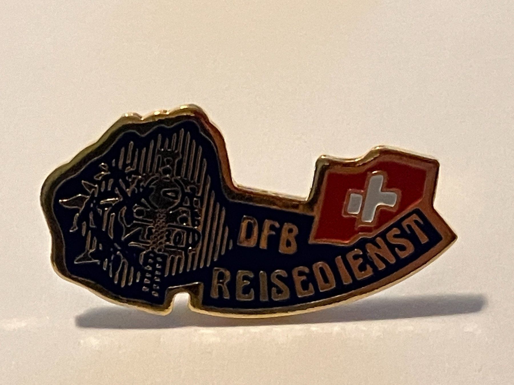 Plaquettes & Badges: 1 Pin DFB Reisedienst – D'occasion à Basel par djwwpp