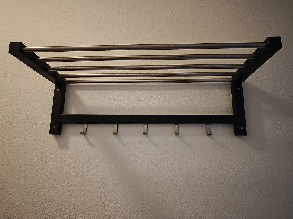 Garderobe: Garderobe Hutablage  – Gebraucht aus Basel von haz_v8sb