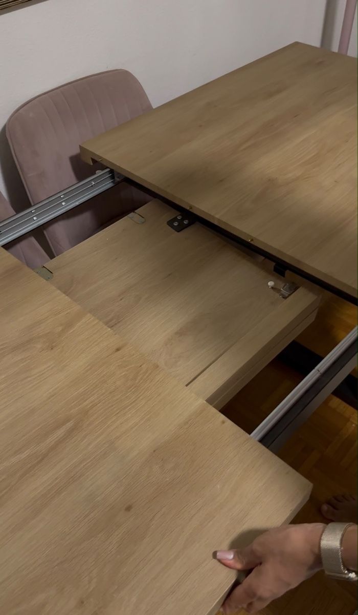 Tische: Extendable Dining Table Oak Look 200cm x 100cm – Gebraucht aus Lausanne von musk-77 7