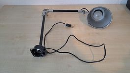 Werkstattlampe mit schraubbarem Fuss 