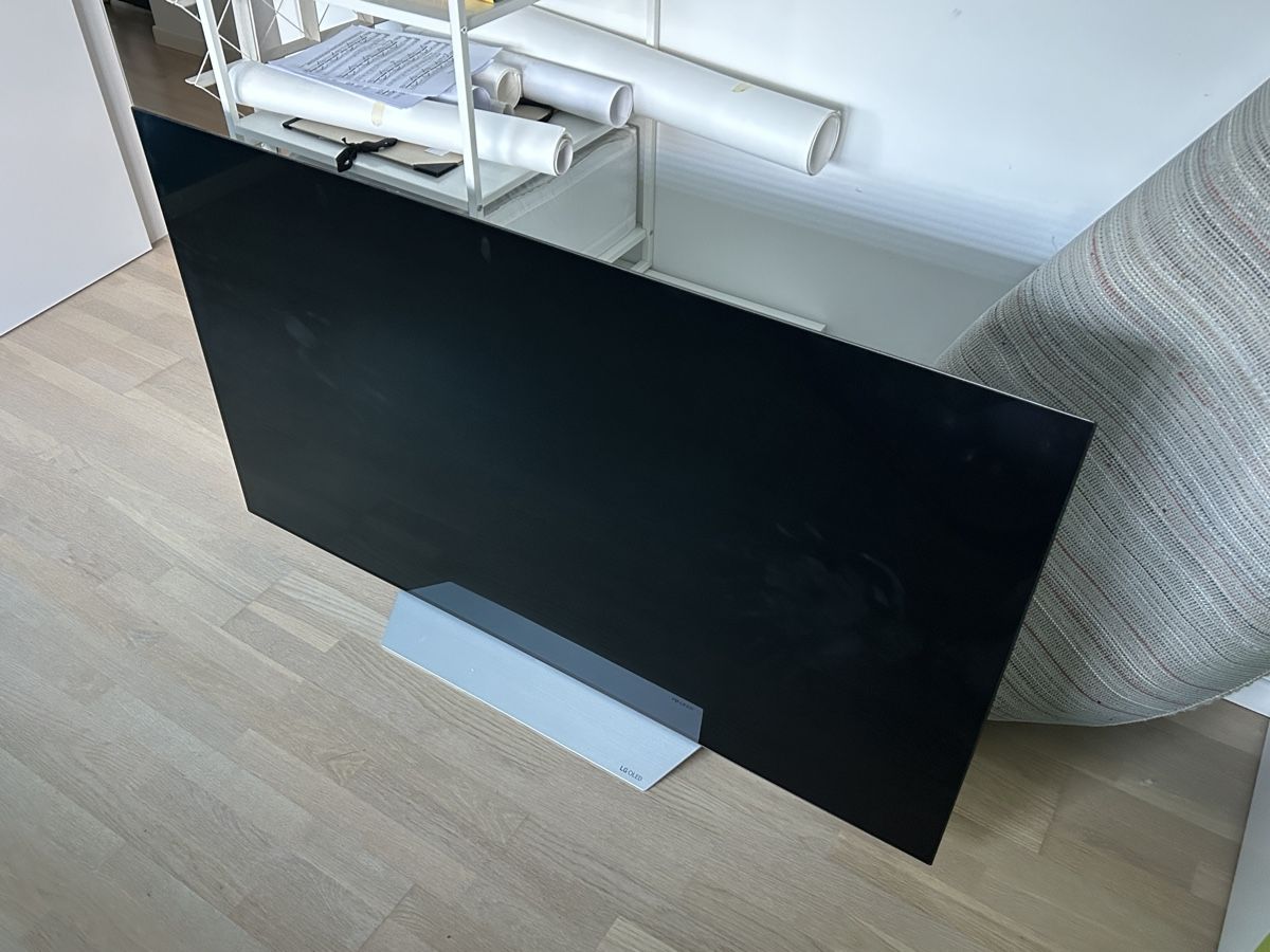 Appareils TV: Téléviseur défectueux (LG OLED65C7V) – Défectueux à Châbles FR par tho_pv9c