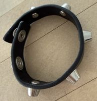 Cooles Nieten Armband, veganes Leder, schwarz, neuwertig!