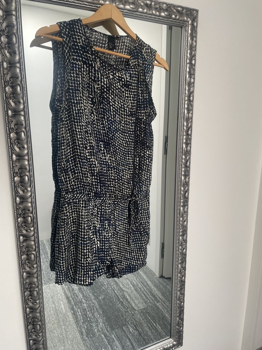 H&M Jumpsuits: H&M summer Playsuit, Size 36, Viscose – Gebraucht aus Sementina von NinaDel