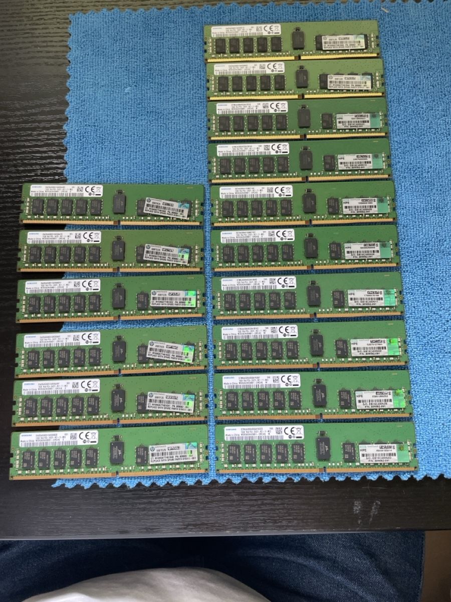 Samsung Memoria / RAM: DDR4 16GB (Server) 16Stk. – Nuovo (secondo la descrizione) da Abtwil sg venduto da Kueng.MultiOutlet
