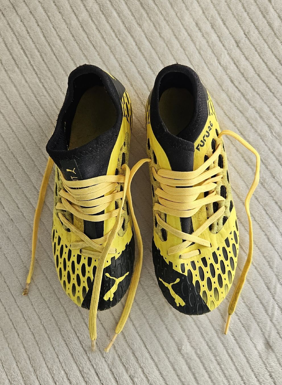 Puma Scarpe da uomo: Fussballschuhe PUMA Gr. 35 – Usato da Büsserach venduto da DTM82