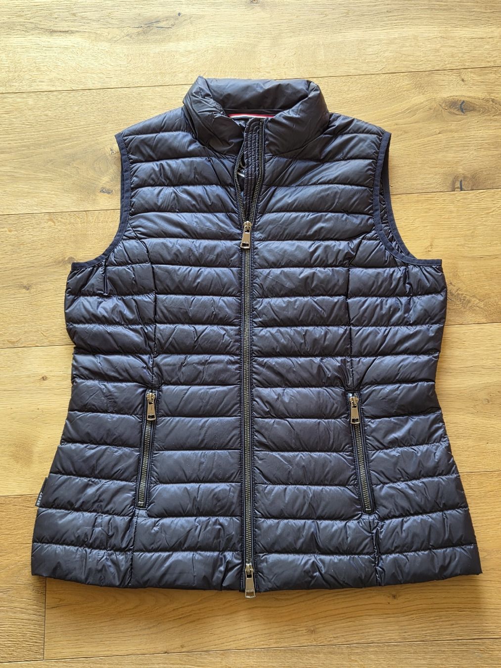Gilets & Westen: schöne Daunenweste, Weste, Gilet, Reset – Neu (gemäss Beschreibung) aus Wiesendangen von Sinhuk 1