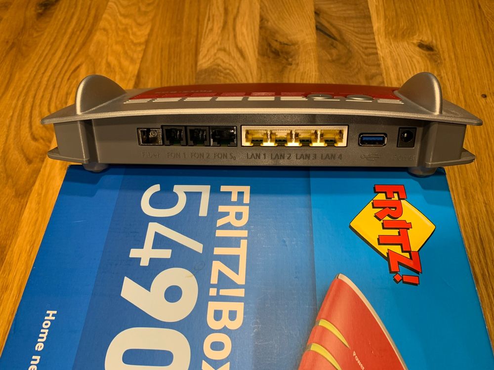 FRITZ!Box 5490 Fiber (Router) + Glasfaser- & Netzwerkkabel | Kaufen Auf ...