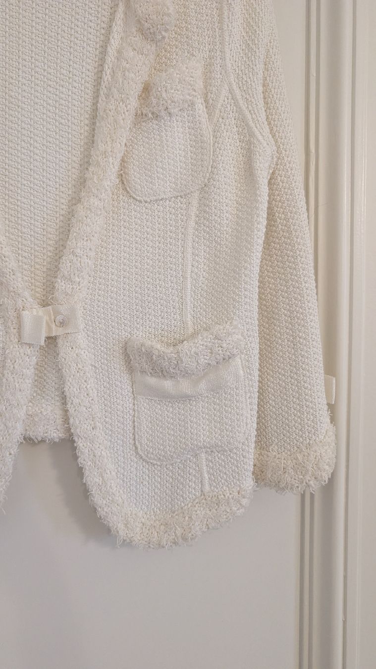 Marc Cain Vestes: Marc Cain white tweed jacket size M – D'occasion à Zürich par van_hzh7 1