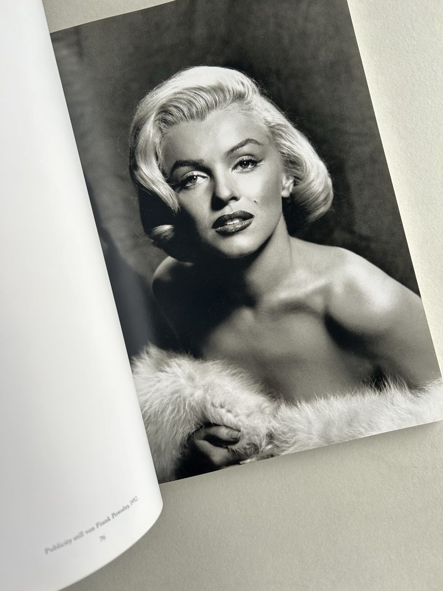 Bücher: Marilyn Monroe Book "And The Camera" Vintage Collection – Gebraucht aus Zürich von Coffeetable88 1