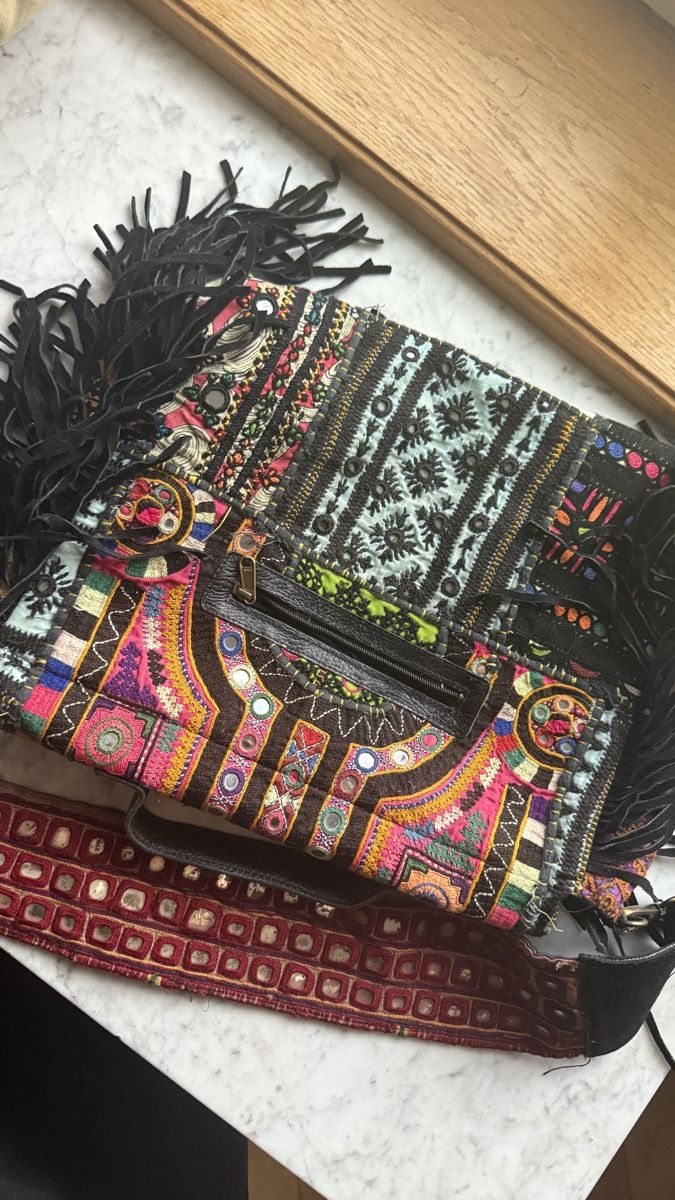 Borse da donna: Boho Tasche Fransen original aus Indien – Usato da Zürich venduto da NorinaAurora 5