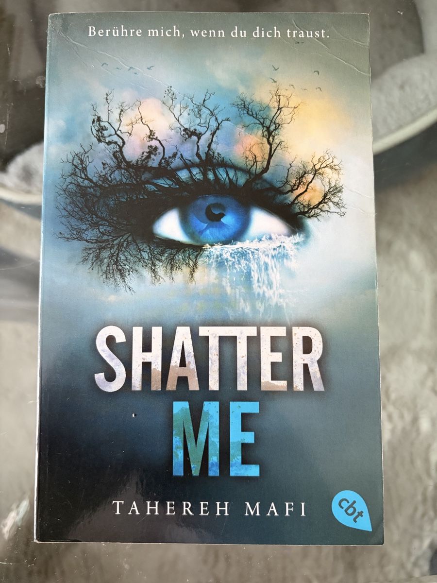 Libri: Shatter me – Nuovo (secondo la descrizione) da Fehraltorf venduto da NG.Vintage
