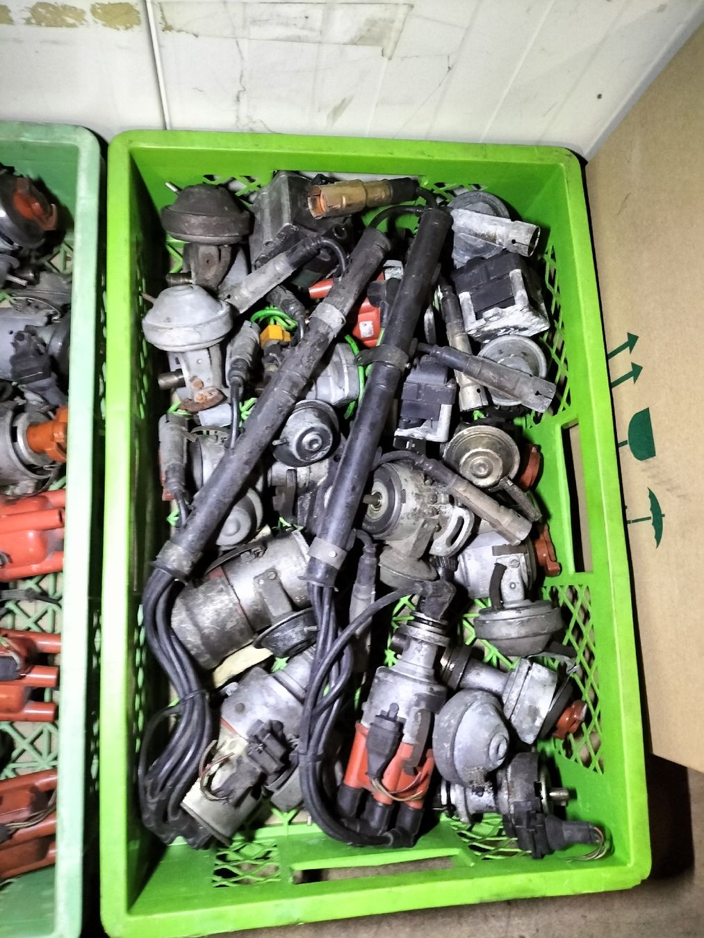 VW Tutti pezzi di ricambio auto: Diverse VW Zündungen – Usato da Montlingen venduto da Cram88