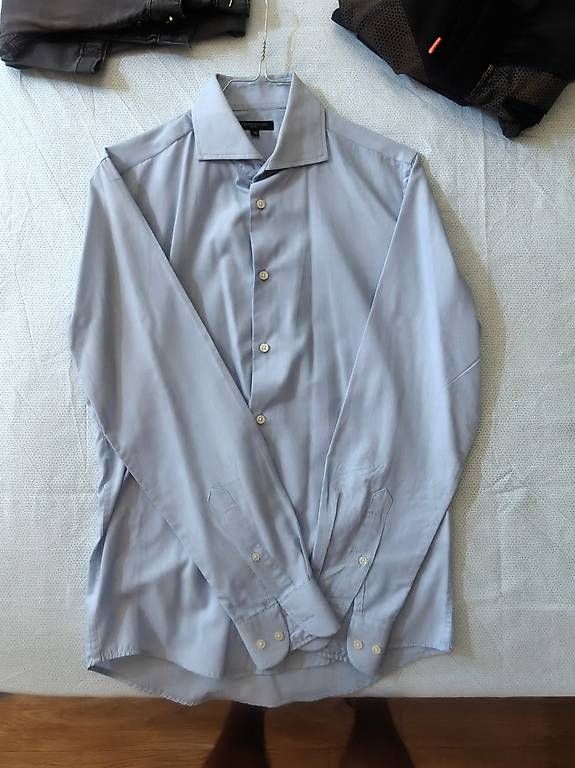Camicie: Camicia classica azzurra, trama mille-righe – Usato da Seseglio venduto da orla91
