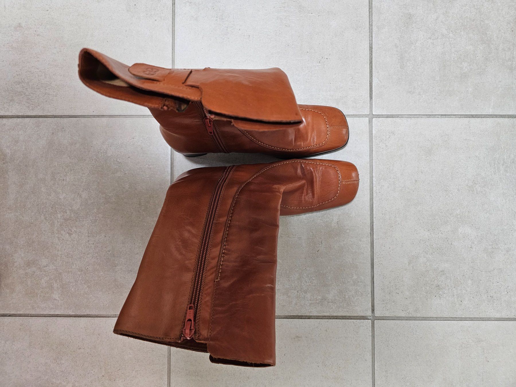 Escada Scarpe da donna: Damenstiefel - Escada Sport – Nuovo (secondo la descrizione) da Basel venduto da vel_w2tr 6