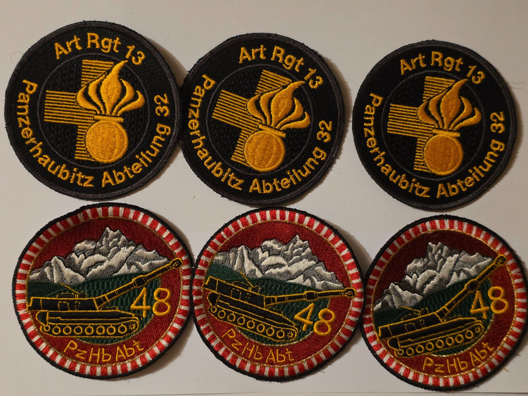 Schweizer Armee Placchette & Badge: Artillerie Abzeichen 6x Badges – Usato da Nyon venduto da freetoys08