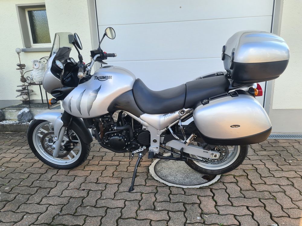 Triumph Tiger 955i mit Koffer,gepflegt Kaufen auf Ricardo