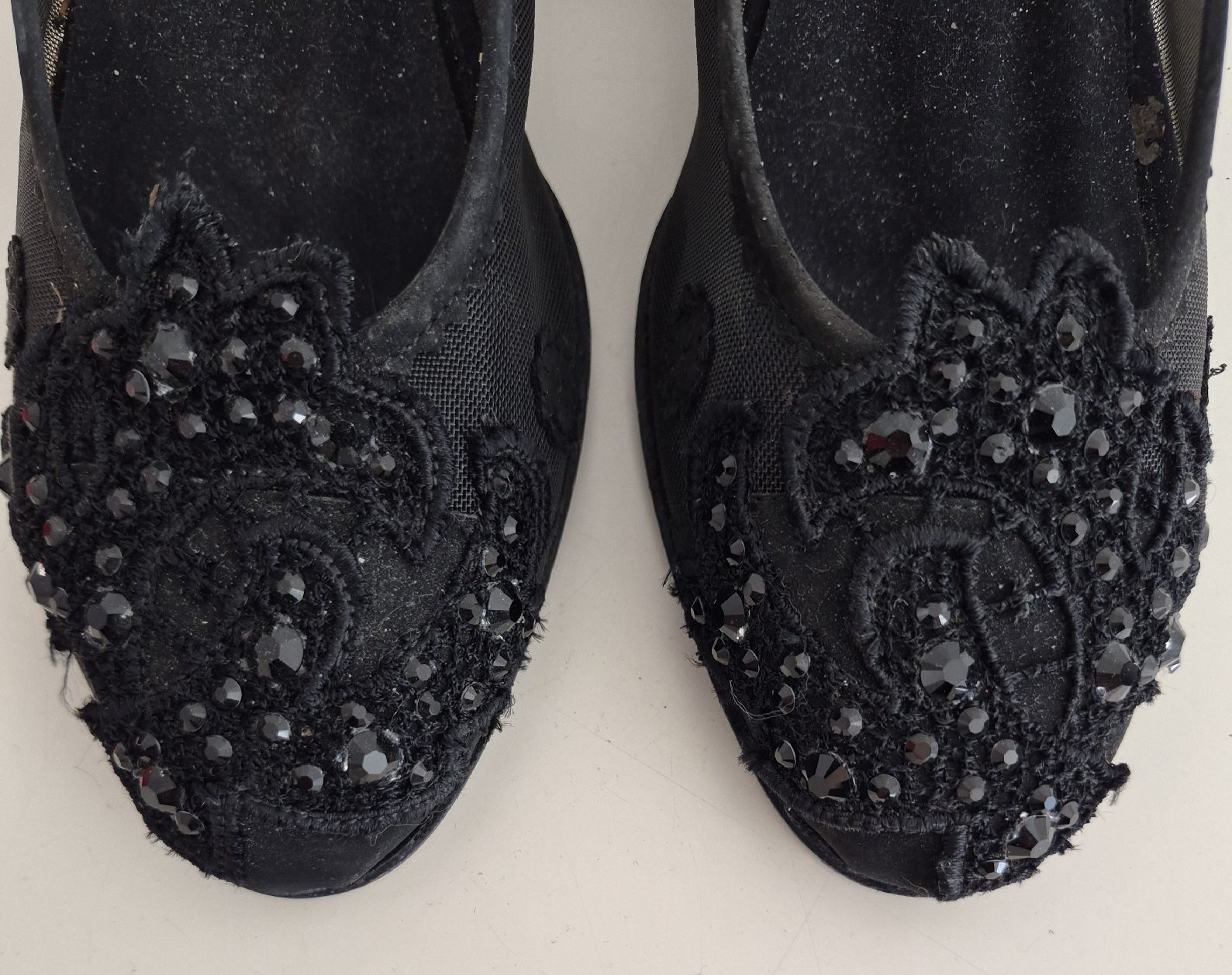 Scarpe da donna: Pensato noire – Usato da Bern venduto da dasgesuchtobjekt 3