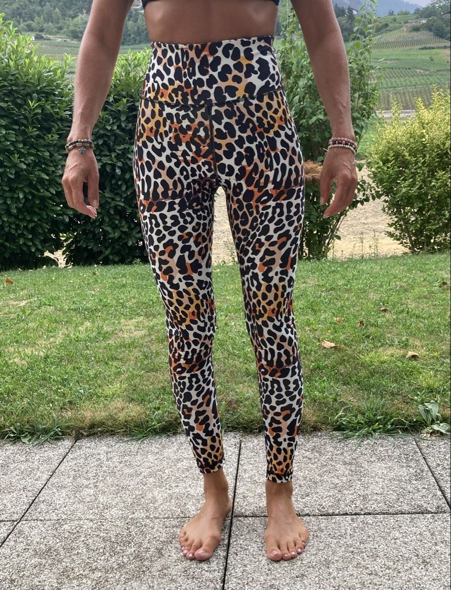 Leggings: Leggings gainant taille S neuf – D'occasion à Bramois par rey_xy87 2