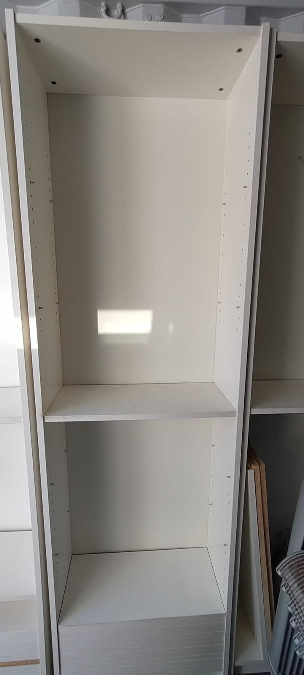 Regale: 2 Bücherregale, weiss – Gebraucht aus Ottikon von nag-champa77