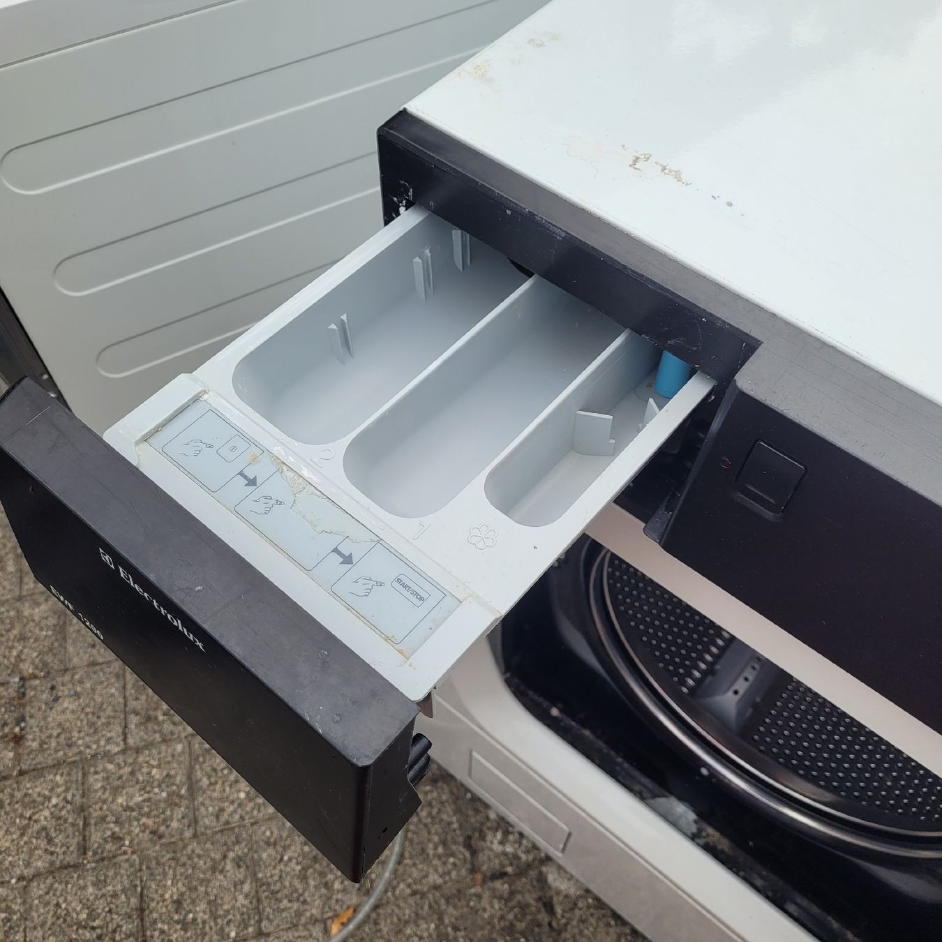 Electrolux Lavatrici: Waschmaschine Electrolux EWF 1290 – Usato da Schlattingen venduto da elfuntiko 3