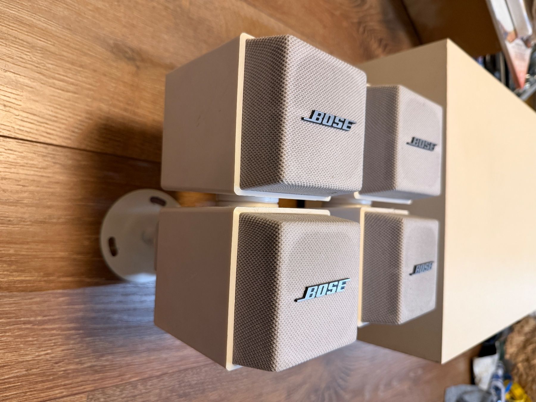 Bose Casse acustiche: Bose Acoustimass  Soundsystem mit Wandbefestigung – Usato da Steinhausen venduto da Beachrace 4