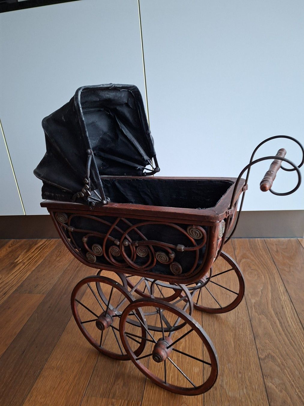 Carrozzine per bambole: Puppenwagen Vintage – Usato da Rafz venduto da findelmundo68