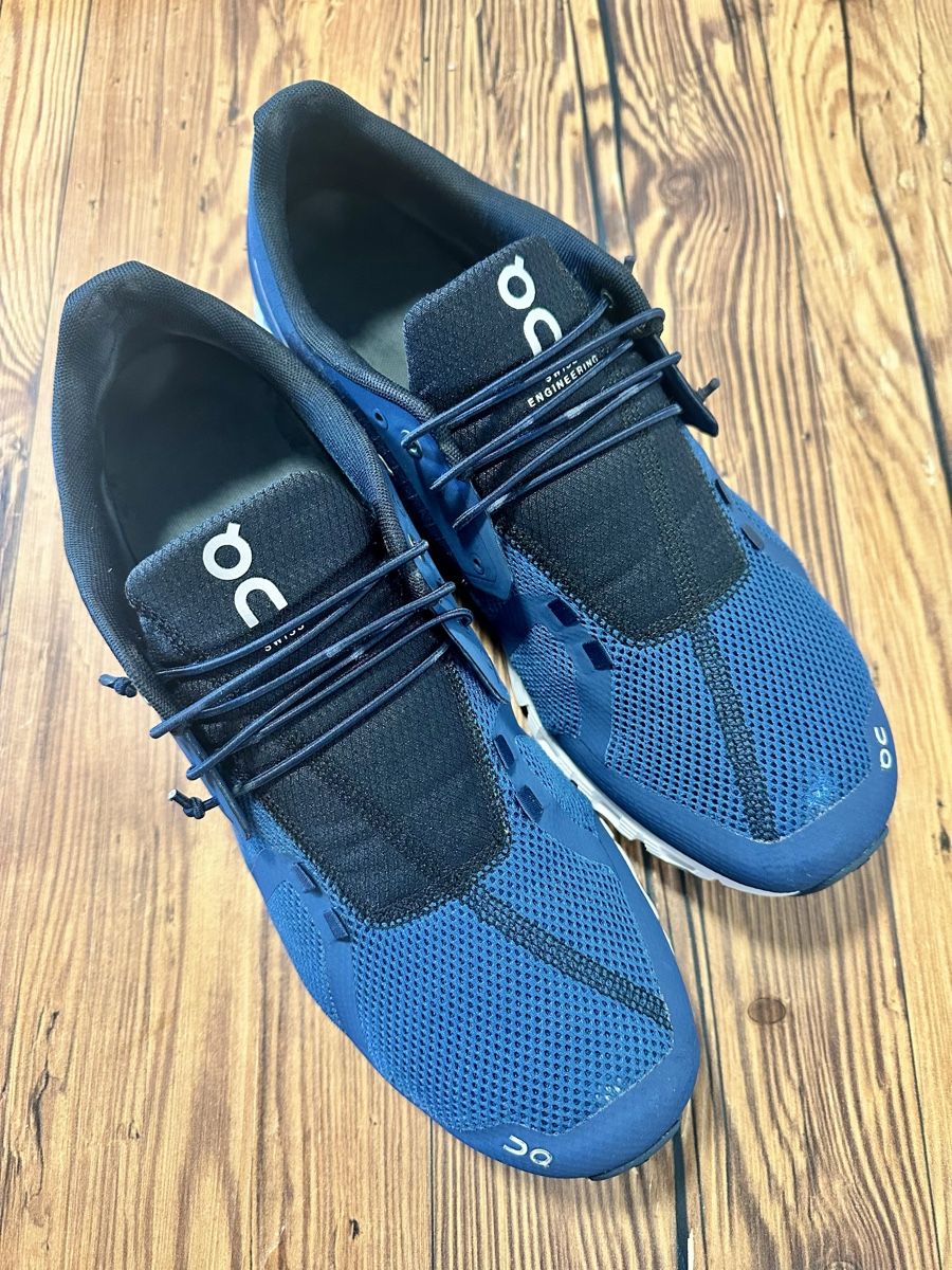 On Scarpe da uomo: ON Cloud Laufschuhe Herren Gr. 46, blau – Usato da Scuol venduto da ricos81 1