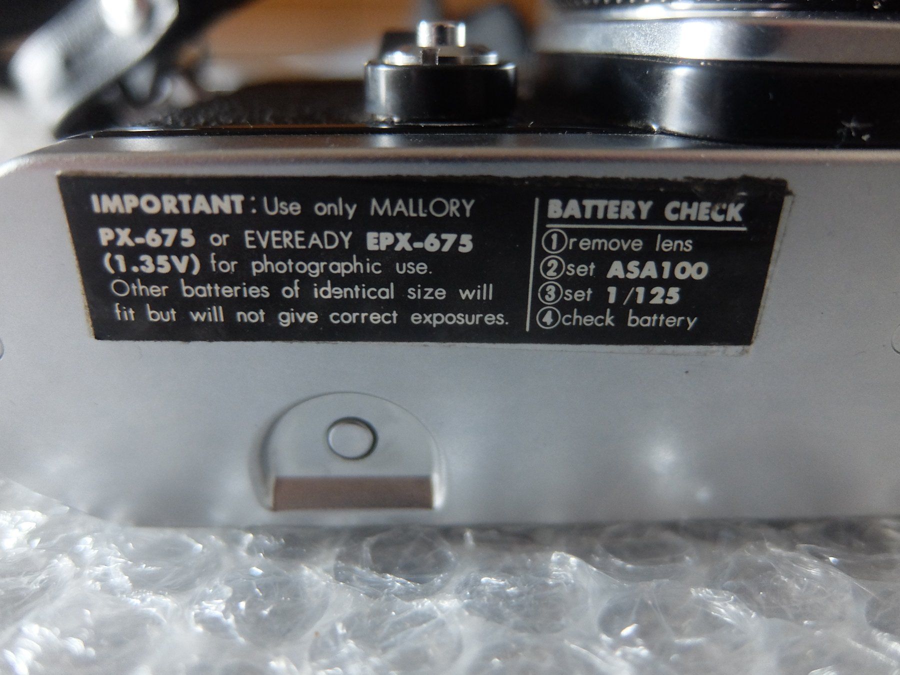 Konica Fotocamera: Konica Autoreflex T3 Kamera mit Objektiv und Blitz – Usato da Basel venduto da Elektronik_Markt 7