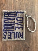 enSoie Samt-Täschchen Nécessaire «Love Rules Forever»