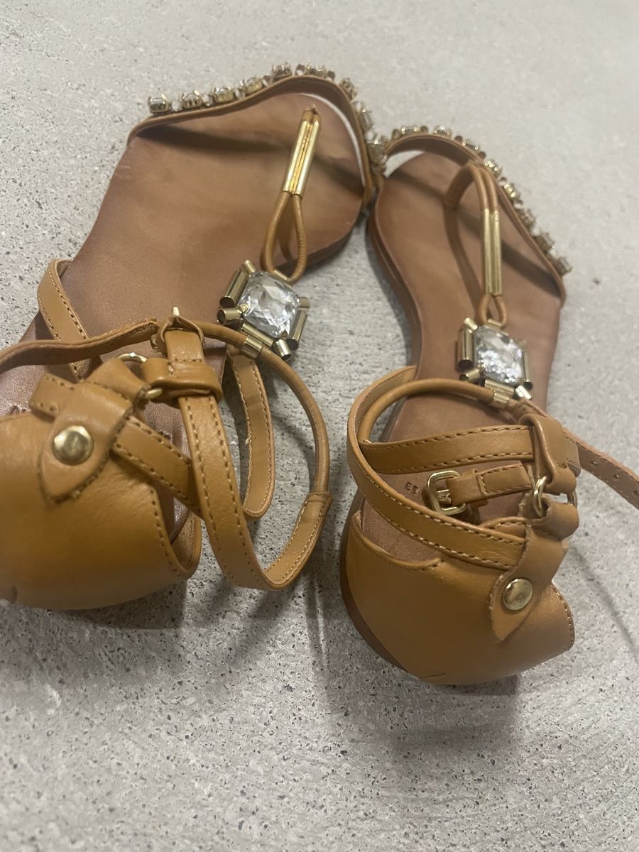 Zara Damenschuhe: Zara Sommersandalen Camelfarbe mit Steinen – Gebraucht aus Lausen von san_ddq5 1