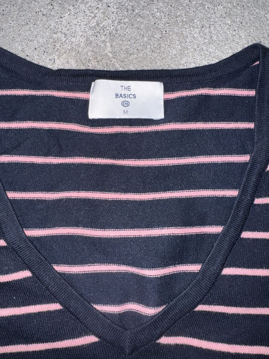 Pullover & Sweatshirts: The Basics Baumwollpullover, Gr. M, gestreift – Gebraucht aus Altdorf UR von lil_z5bm 1