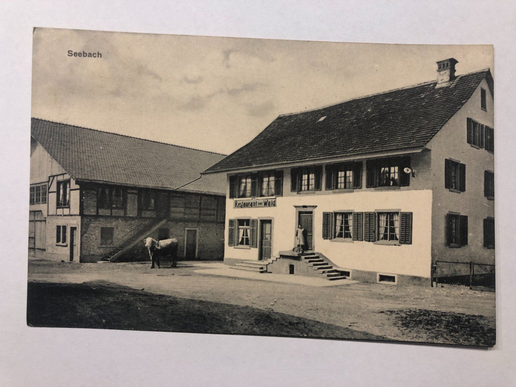 Ansichtskarten: Seebach - Restaurant zur Weid (Waid) ? – Gebraucht aus Pfäffikon ZH von Waltoversand