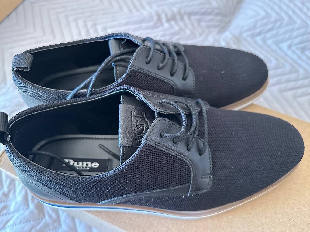 Herrenschuhe: Chaussures blue neuf t.41 – Neu und originalverpackt aus Schmitten FR von MmeCruz