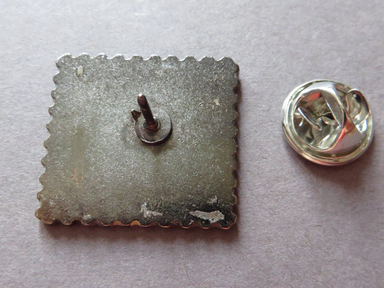 Placchette & Badge: PIN KUH LUISE SITTING COW – Usato da Neuhausen venduto da luckimucki 1