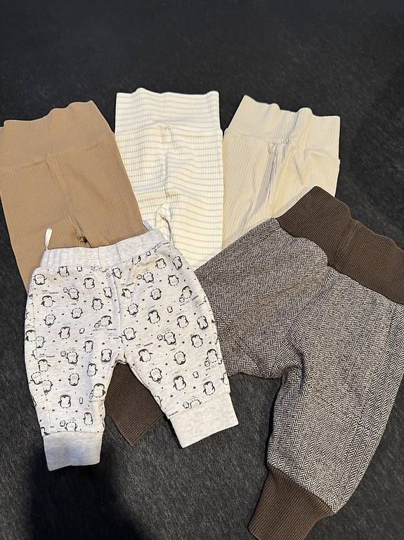 Pantaloni: Hosen Grösse 62  – Usato da Menziken venduto da Jimmyo86