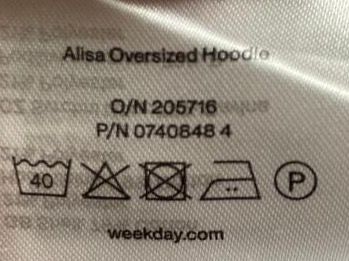 Weekday Maglioni & Felpe: Weekday Hoodie – Usato da St. Gallen venduto da look-twice 4
