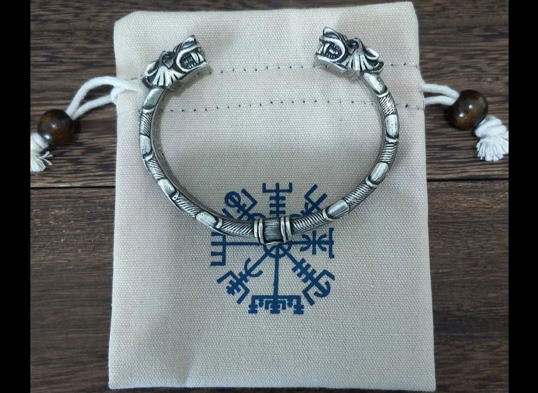 Bracelets: Sehr schöner Armreif – Neuf avec emballage d'origine à Herzogenbuchsee par Melissa110 3
