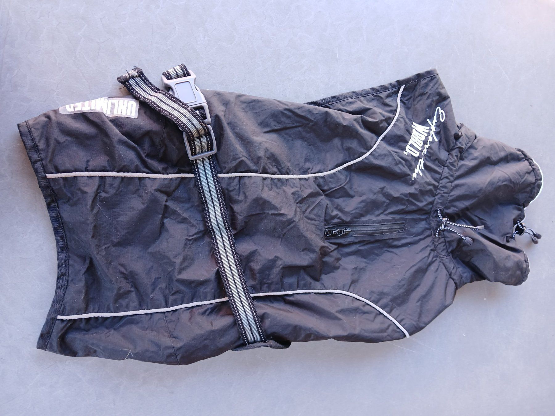 Trixie Abbigliamento: Hundemantel Trixi – Difettoso da Oberramsern venduto da lal_7v57