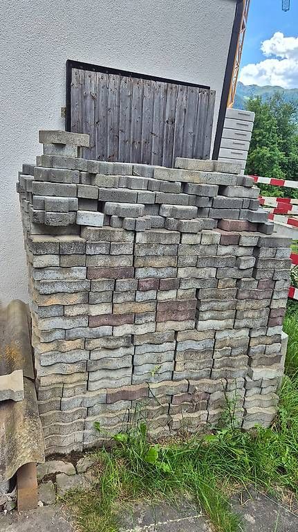 Pietre & tegole: Verbundsteine 30m2 – Usato da Alvaneu Dorf venduto da nicujosty