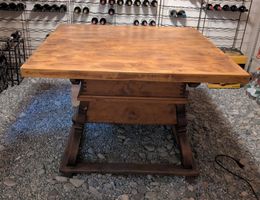 Alter Bauerntisch Holz Massiv 115x115cm Jogltisch