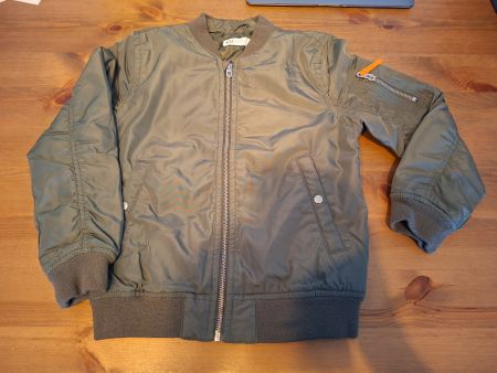 Jungsjacke armeegrün Grösse 128